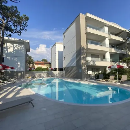 Apartment Fresh And Contemporary In *