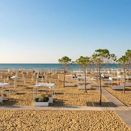 Apartment Fresh And Contemporary In Bibione